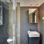 Dvori Feriehus *