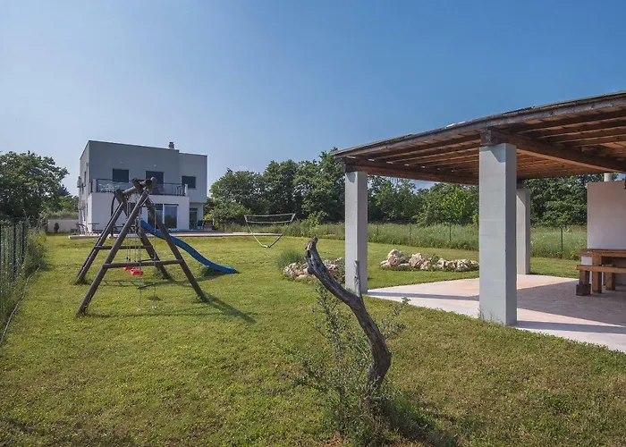 Dvori Ferienhaus Marčana
